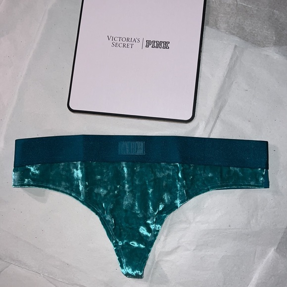 (M) UNISEX Victoria’s Secret Velvet THONG Underwear - Picture 2 of 14